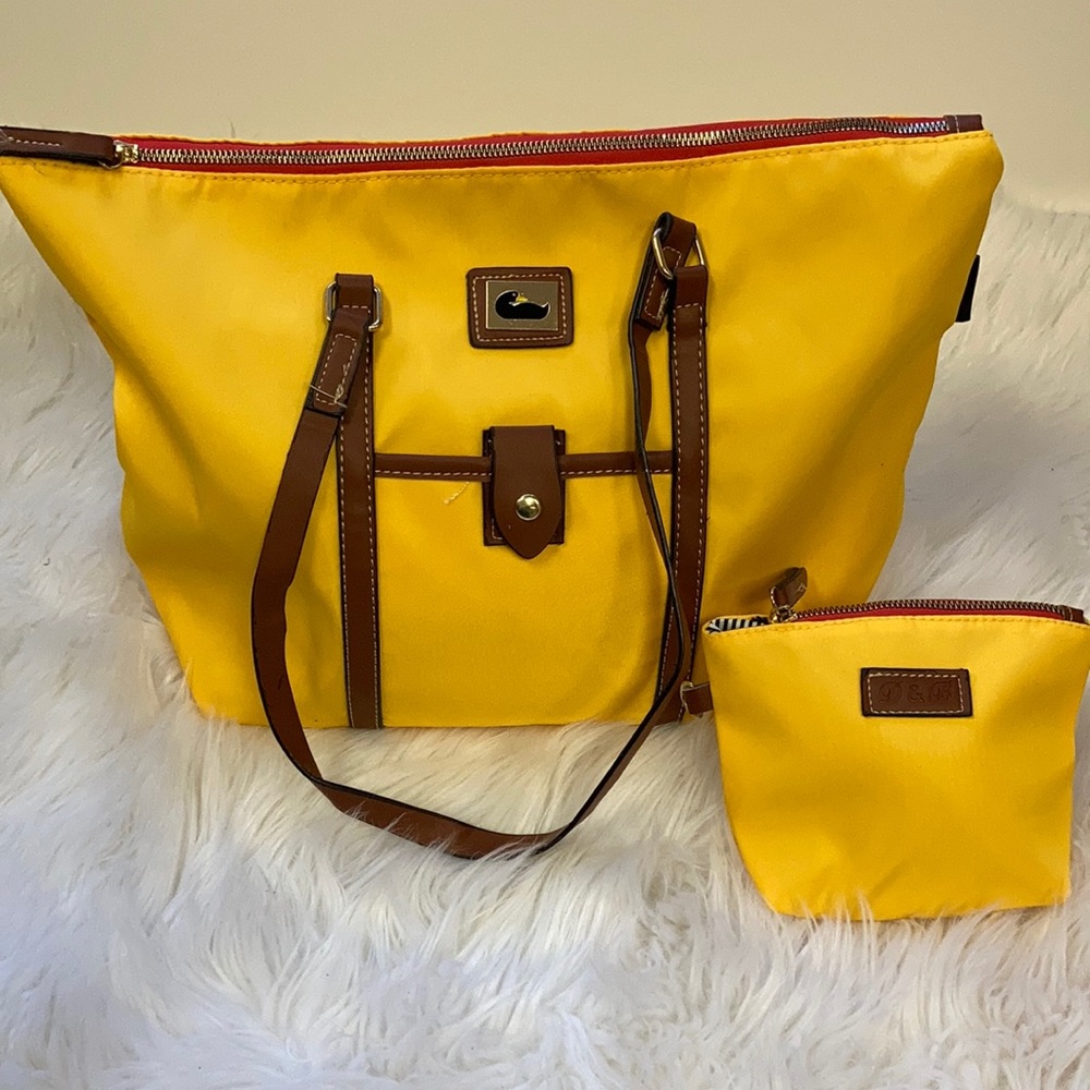 D&B Shoulder Bag